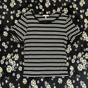 striped cropped t-shirt